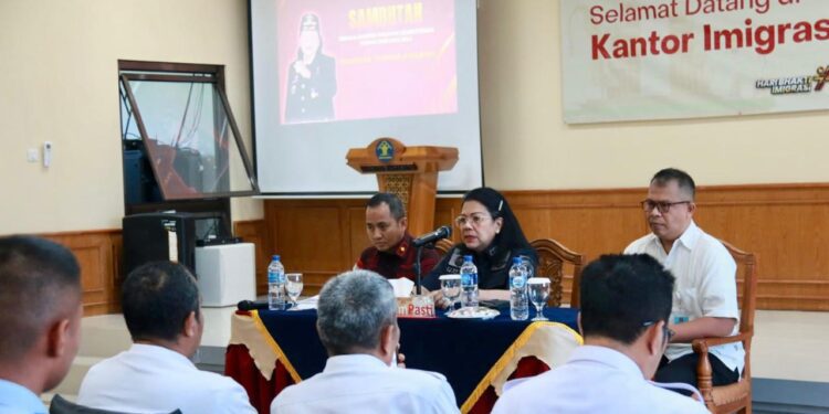 Pramella Yunidar Pasaribu di Singaraja : Tekankan Pelayanan Prima dan Integritas ASN