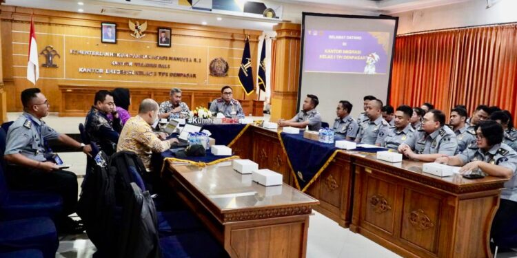 Menjaga Predikat WBBM: Monitoring Dan Evaluasi Di Kantor Imigrasi Denpasar
