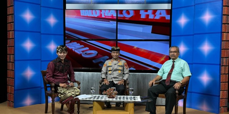Kapolres Karangasem Jadi Narasumber di Acara “Halo Kamtibmas” Bali TV