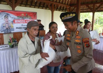 Minggu Kasih Polres Karangasem: Berbagi Kebahagiaan dan Jaga Harkamtibmas Jelang Pilkada 2024