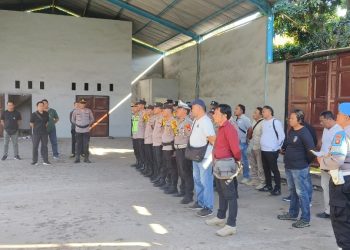 Kabag Ops Polres Karangasem Pimpin Giat Pengamanan Unjuk Rasa Di Wilayah Kecamatan Kubu