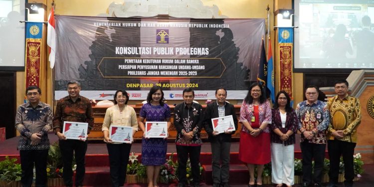 Libatkan Peran Aktif Masyarakat, BPHN Kemenkumham Gelar Konsultasi Publik Prolegnas Jangka Menengah Periode 2025-2029 Di Bali