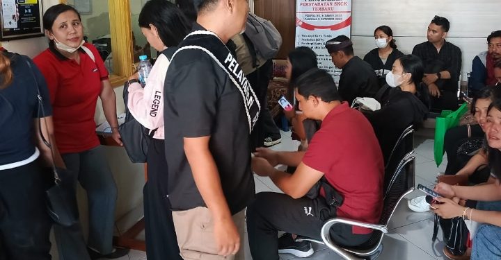 Sat Intelkam Polres Karangasem Berikan Pelayanan Masyarakat Dalam Pembuatan SKCK