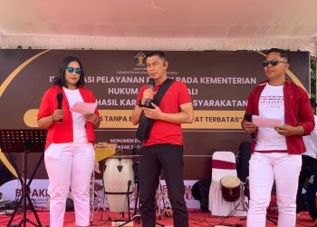 LAPAS KEROBOKAN PAMERKAN HASIL KARYA WARGA BINAAN DI LAPANGAN NITI MANDALA RENON