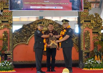 TONGKAT ESTAFET KEPEMIMPINAN LAPAS SINGARAJA RESMI BERGANTI