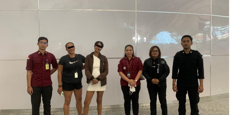 OVERSTAY DAN BERULAH DI RSUD BULELENG,WANITA AUSTRALIA DIUSIR DARI INDONESIA