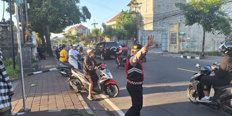 Komitmen Beri Pelayanan Optimal Personel Sat Samapta Tergelar Di Jalur Utama