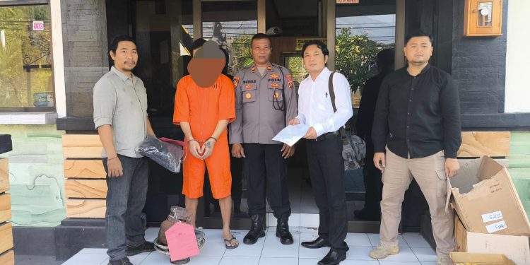 Berkas Dinyatakan Lengkap, Unit Reskrim Polsek Kubu Serahkan Tersangka dan Barang Bukti Ke Kejaksaan