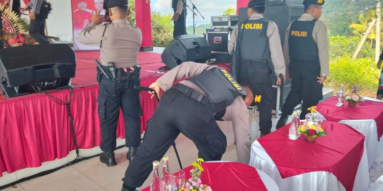 Satgas II Subsatgas Pam Obyek Kegiatan lakukan Sterilisasi Menjelang Pelaksanaan Kampanye