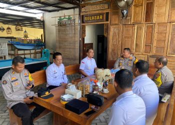 Tingkatkan Sinergitas Keamanan Kalapas Pamekasan Lakukan Kunjungan Silaturahmi Dengan Polres Pamekasan