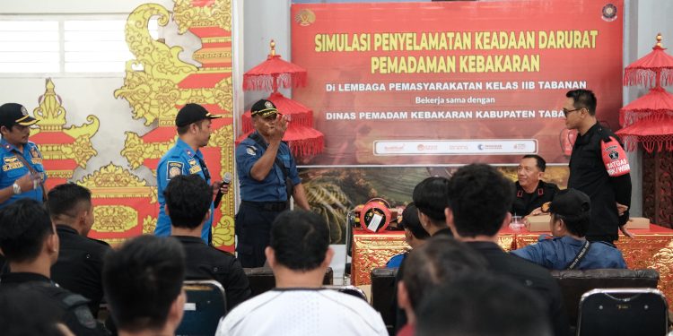 Antisipasi Bahaya “Si Jago Merah”, Petugas dan Warga Binaan Ikuti Sosialisasi Dan Simulasi