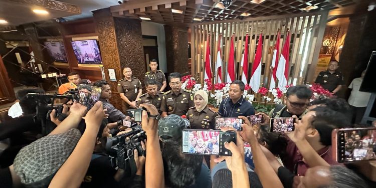 Jadi Tersangka Penyuapan Ibu Ronald Tannur Ditangkap Kejati Jatim