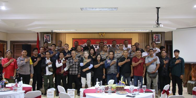 Jalin Sinergitas, Kapolres Badung Silaturahmi Dengan Awak Media