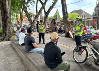 Sambang Lapangan Puputan Satgas Binmas Sampaikan Pesan Kamtibmas