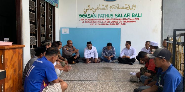 Polres Badung Gelar Jumat Curhat Bersama Jemaat Yayasan Fathus Salafi Bali