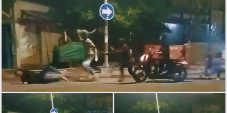 Geger!! Pemuda Warga Indrapura Pasar Surabaya Dikeroyok Segerombolan Gangster