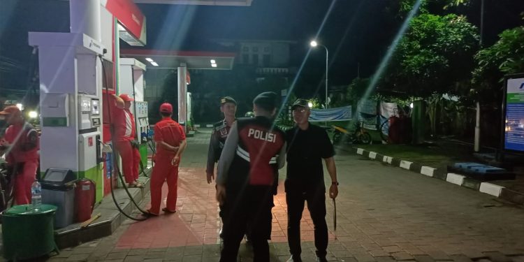 Antisipasi Aksi Kejahatan Blue Light Patrol Sat Samapta Sambangi SPBU