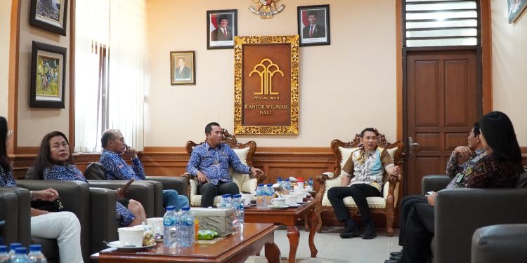 PERKUAT SINERGITAS, KAKANWIL KEMENKUM BALI TERIMA AUDIENSI DARI PENGURUS INI WILAYAH BALI