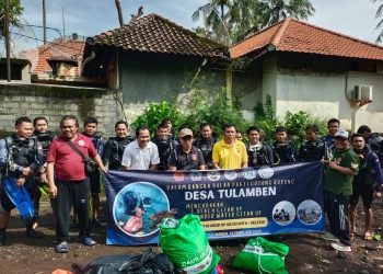 Kapolsek Kubu Bersama Anggota Hadiri Giat Bulan Bakti Gotong Royong Di Desa Tulamben