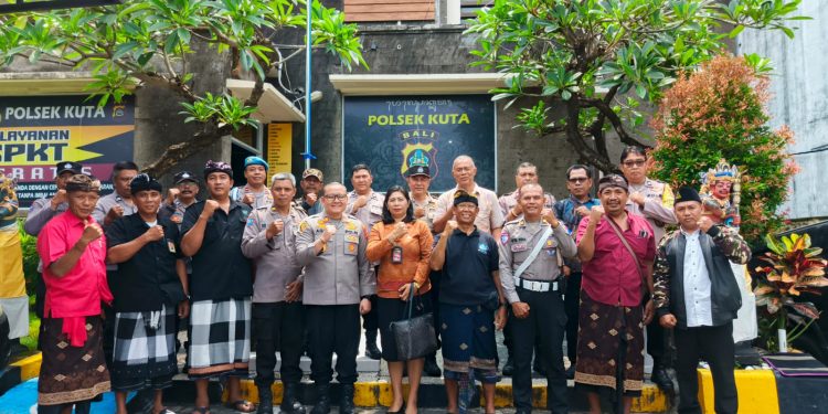 Kapolsek Kuta Gelar Pertemuan dengan Tokoh Masyarakat Desa Adat Tuban Bahas Kamtibmas Menjelang Nyepi Dan Idul Fitri