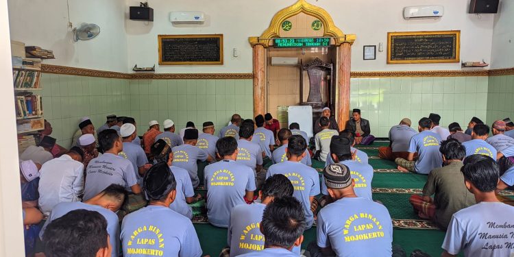 Ramadhan Berkah, WBP Lapas Mojokerto Mengikuti Pesantren Ramadhan oleh Ponpes Darul Naqo