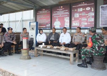 TIBA DI NABIRE, DIRJENPAS LANGSUNG SAMBANGI PETUGAS LAPAS YANG TERLUKA