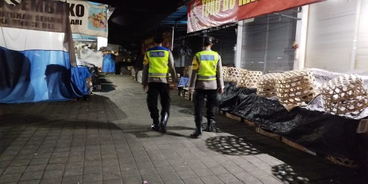 Antisipasi Gangguan Kamtibmas Polsek Penebel Patroli Malam Hari
