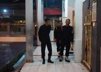 Cegah Gangguan Kamtib, Petugas Lapas Mojokerto Intensifkan Troling Di Blok Hunian