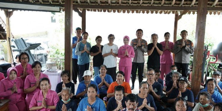 Kapolres Tabanan Gelar “Minggu Kasih” Di Yayasan Tapasya Stroke Center Amaranee