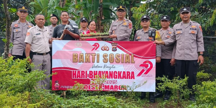 Polsek Marga Melaksanakan Bhakti Sosial Dalam Rangka Hari Bhayangkara Ke 79
