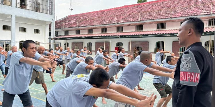 Langkah Sehat di Balik Jeruji WBP Lapas Mojokerto Senam Pagi Bersama