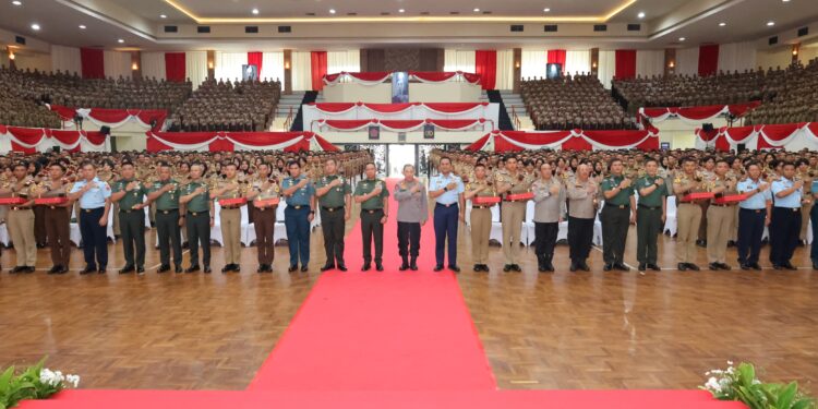 Beri Pembekalan Kepada 2.000 Capaja, Kapolri: Sinergitas Modal Hadapi Tantangan