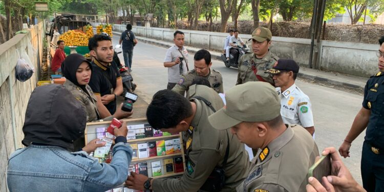 Operasi Satpol PP Kabupaten Sidoarjo Sita 1.596 Bungkus (31.920 Batang) Rokok Ilegal