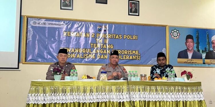 Polda Jatim Gelar Edukasi Penanggulangan Terorisme dan Radikalisme di PP Islamic Center Elkisi