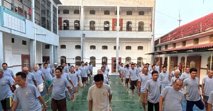 Segarkan Semangat Pagi, WBP Lapas Mojokerto Antusias Ikuti Senam Sehat Bersama