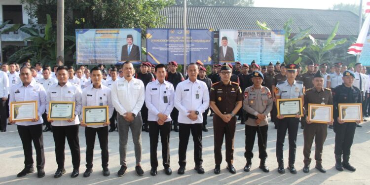 APEL PAGI BERSAMA & PEMBERIAN PENGHARGAAN PEGAWAI BERPRESTASI HASIL SINERGI ANTAR APARAT PENEGAK HUKUM DALAM PENGGAGALAN PENYELUNDUPAN NARKOTIKA