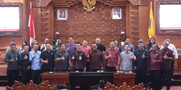 Dukung Produk Hukum Berkualitas, Kanwil Kemenkum Bali Gelar Rapat Harmonisasi Raperda Kota Denpasar