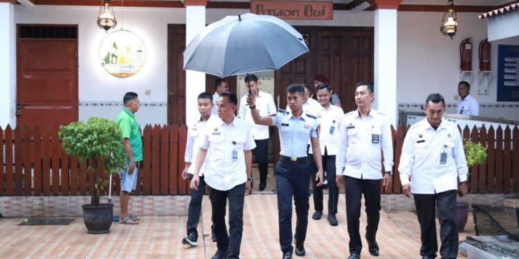 Lapas Mojokerto Terima Kunjungan Kabid Pelayanan dan Pembinaan Kanwil Ditjenpas Jatim, Monitoring dan Evaluasi Berjalan Lancar