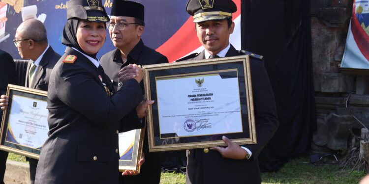 Dedikasi Pegawai Kanwil Kemenkum Bali Diapresiasi Menteri Hukum dalam Hari Pengayoman ke-80