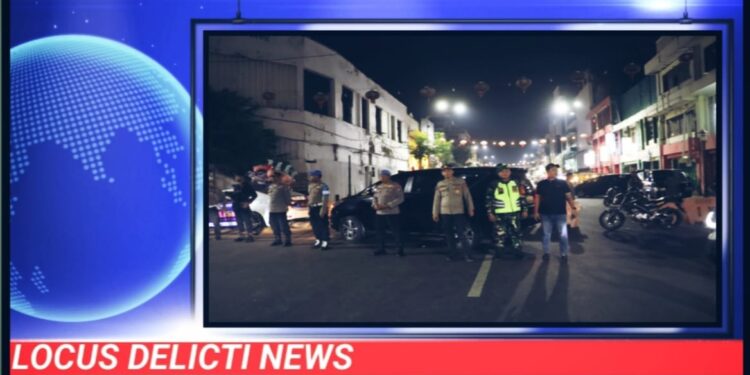 Ciptakan Rasa Aman: Polres Pelabuhan Tanjung Perak Laksanakan Patroli Skala Besar Sasar Titik Rawan