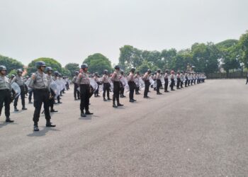 Cetak Polisi Humanis, 247 Siswa Diktukba SPN Polda Jatim Dibekali Teknik Dalmas