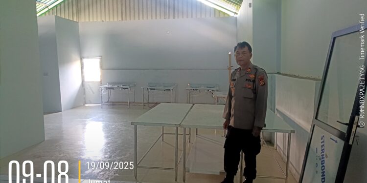 Kapolsek Marga Pengecekan Lokasi Bangunan Program Makan Bergizi Gratis Di Desa Batannyuh