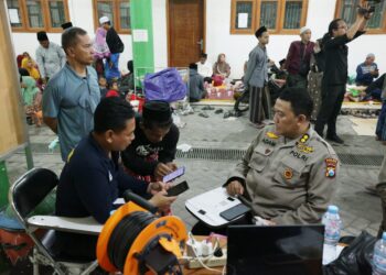 Biddokkes Polda Jatim Buka Posko DVI Di Lingkungan Ponpes Al Khoziny