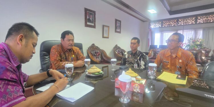 Wujudkan Bali Inklusif, Kemenkum Bali Audiensi ke DPRD Bahas Raperda Disabilitas