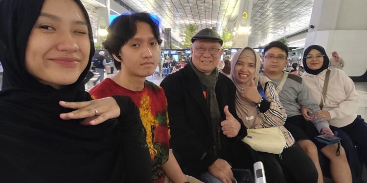 Wilson Lalengke Bertolak ke New York untuk Menyampaikan Pidato di Komite Keempat PBB