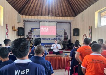 Tumbuhkan Kesadaran Hukum WBP, Kanwil Kemenkum Bali Adakan Sosialisasi di Rutan Klungkung