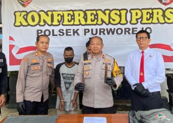 Polisi Amankan Pria Diduga Preman Bawa Sajam Jenis Belati Cundrik Di Kota Pasuruan