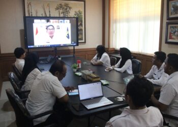 Pastikan Aturan Daerah Selaras Pusat, Kanwil Kemenkum Bali Pacu Harmonisasi 4 Ranperbup Klungkung secara Daring