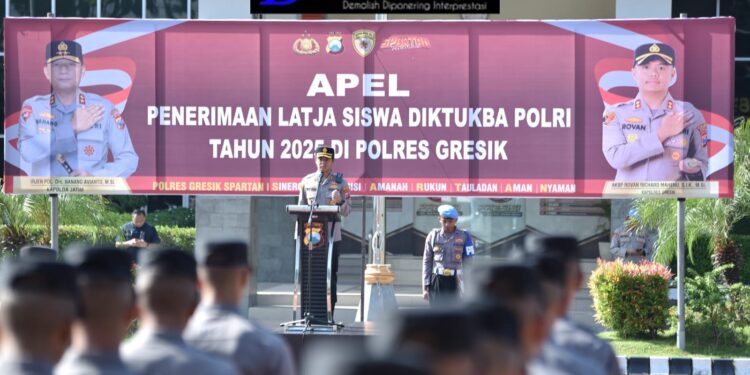 Latja Diktuk Bintara Polri 2025 di Polres Gresik 50 Siswa Siap Terjun Layani Masyarakat