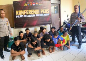 Polsek Kenjeran Gagalkan Aksi Tawuran Di Jalan Pogot, 12 Remaja Diamankan